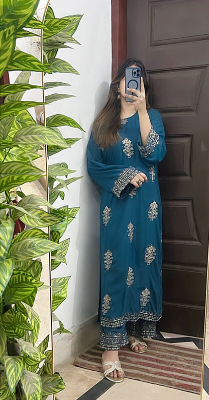 MAHI 2pc Embroidered suit